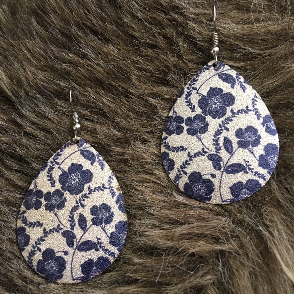 Blue floral sparkle disc fish hook earrings